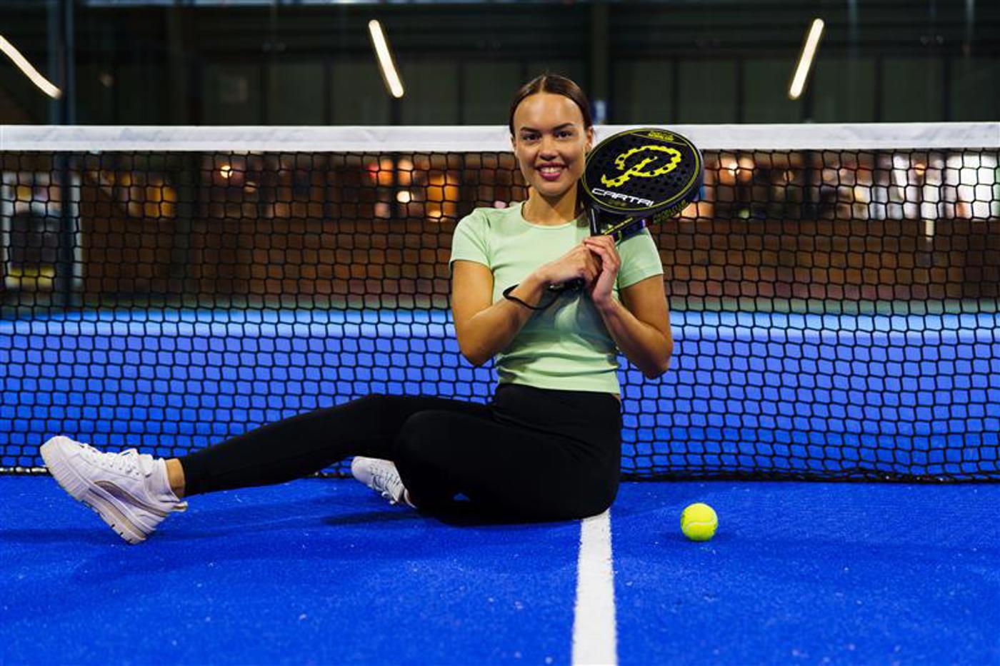 Cheyenne Voornet 7 Zonderreclame